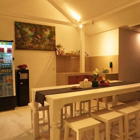Summer Of Surf Hostel Uluwatu Ungasan Esterno foto