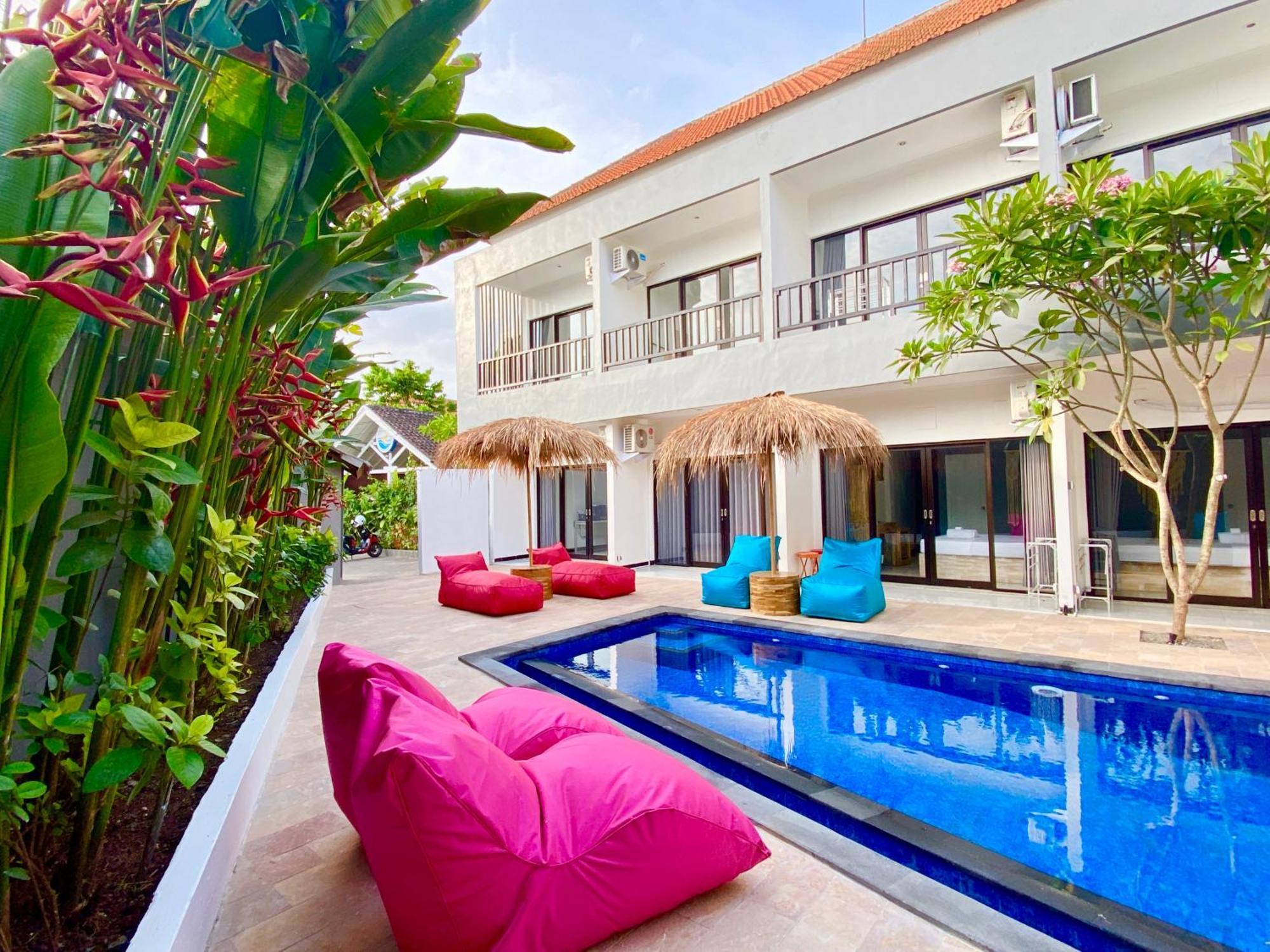 Summer Of Surf Hostel Uluwatu Ungasan Esterno foto