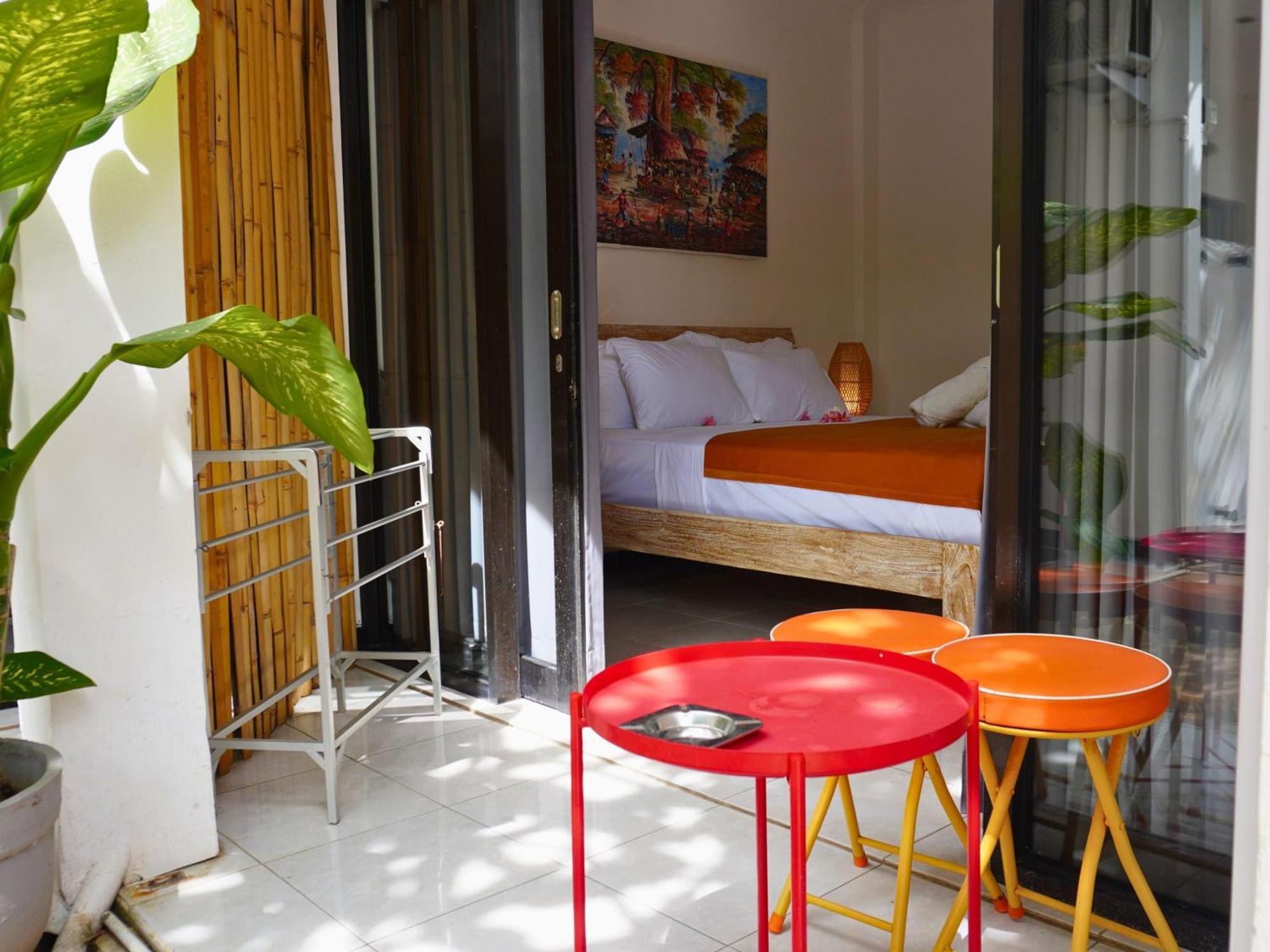 Summer Of Surf Hostel Uluwatu Ungasan Esterno foto