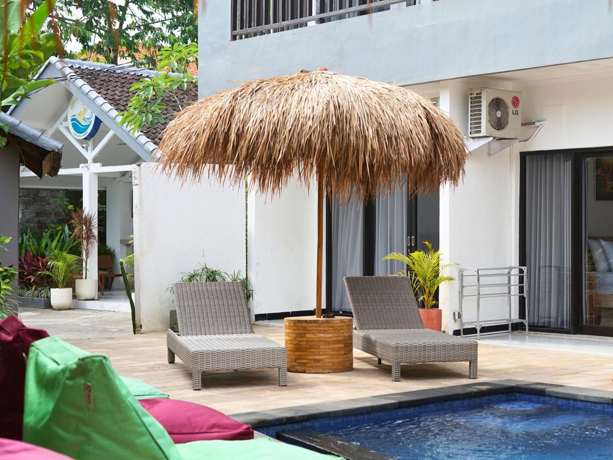Summer Of Surf Hostel Uluwatu Ungasan Esterno foto